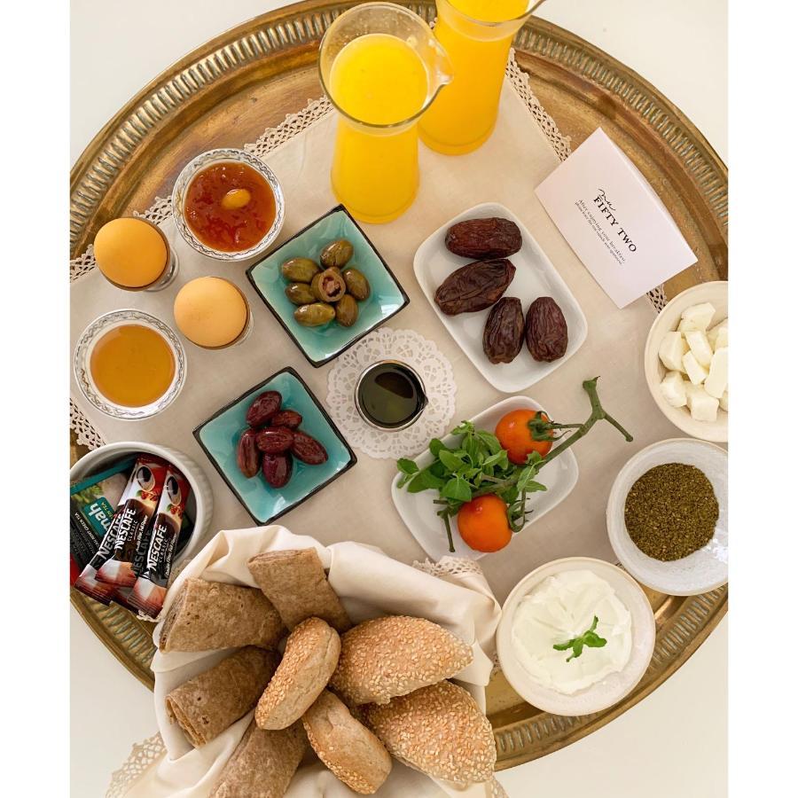 Nu Fifty Two Bed & Breakfast Amman Exterior photo