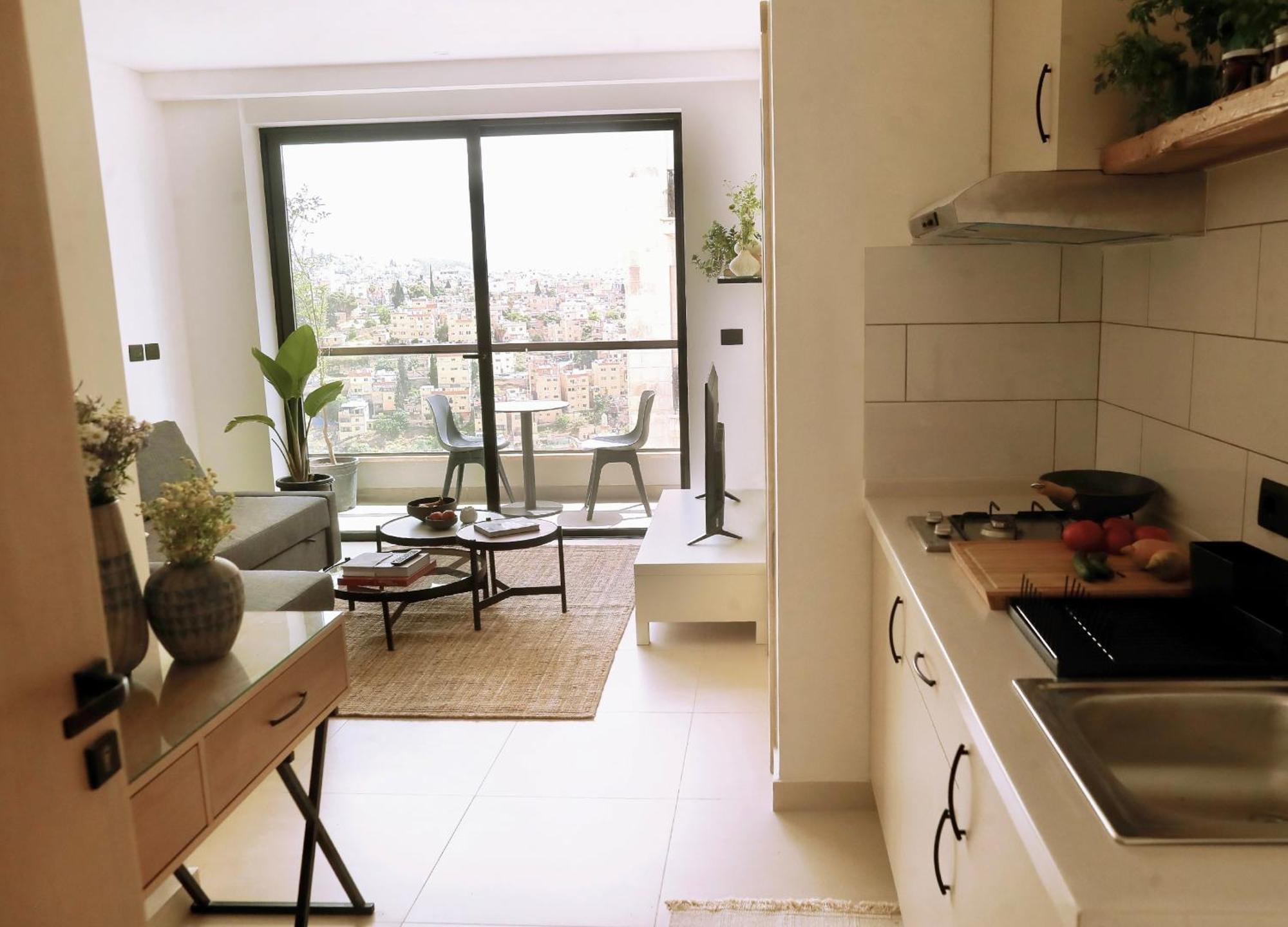 Nu Fifty Two Bed & Breakfast Amman Exterior photo